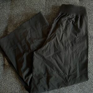 Lululemon Stretch Woven Wide-Leg High-Rise Crop Pant Size 4